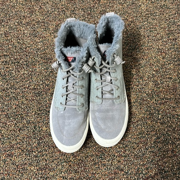 Sperry high tops! - Picture 1 of 3